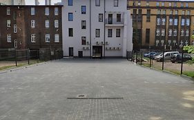 H33 Apartamenty